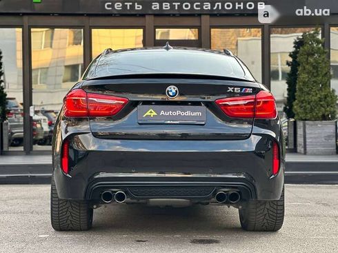 BMW X6 M 2018 - фото 11