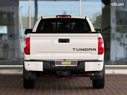 Toyota Tundra 2018 - фото 20