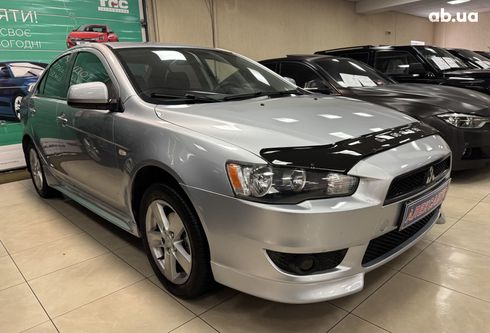 Mitsubishi Lancer 2008 серебристый - фото 6