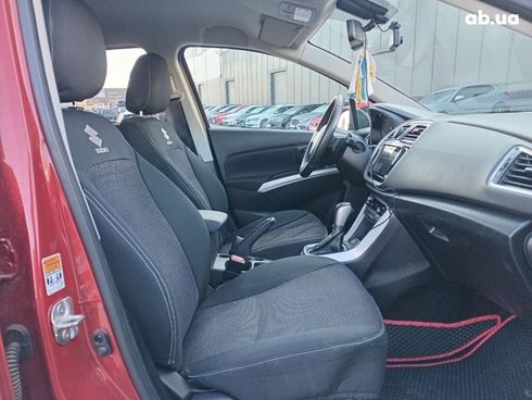 Suzuki SX4 2019 красный - фото 5