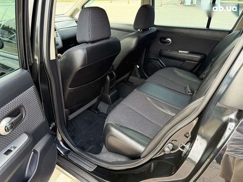 Nissan Tiida 2011 - фото 29