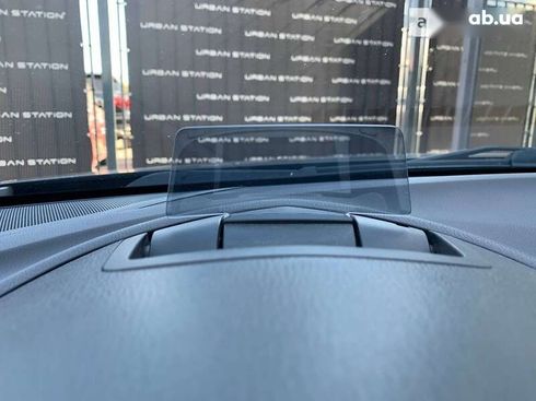 Mazda 3 2018 - фото 18