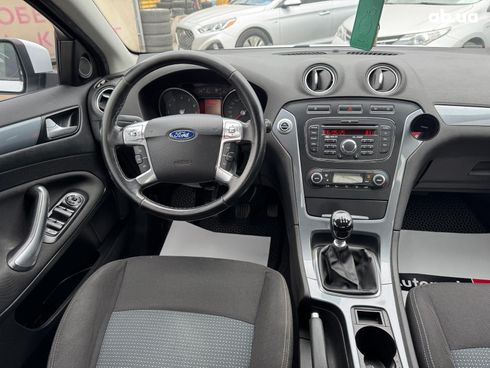 Ford Mondeo 2012 белый - фото 21