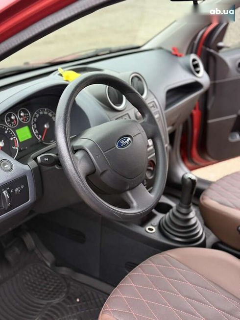 Ford Fiesta 2008 - фото 13