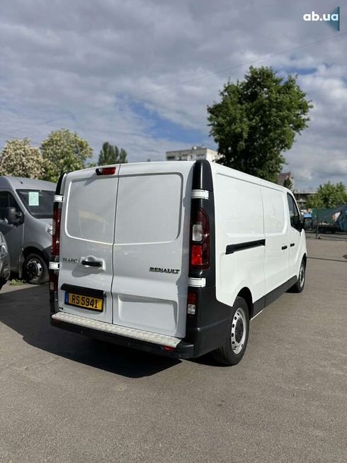 Renault Trafic 2021 - фото 10