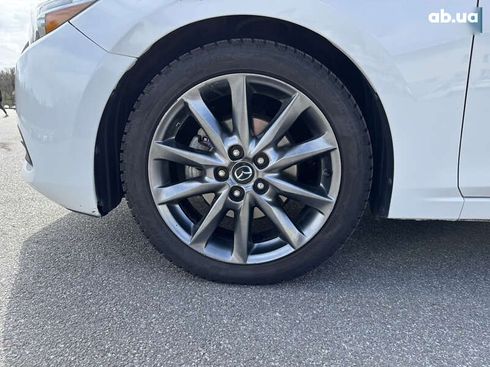 Mazda 3 2018 - фото 17