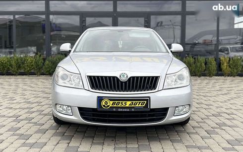 Skoda Octavia 2010 - фото 2