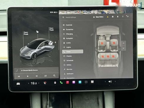 Tesla Model 3 2022 - фото 22