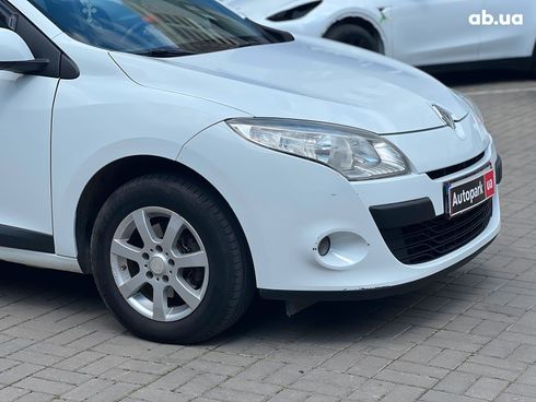 Renault Megane 2010 белый - фото 4