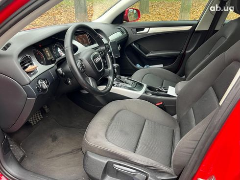 Audi A4 2011 красный - фото 9