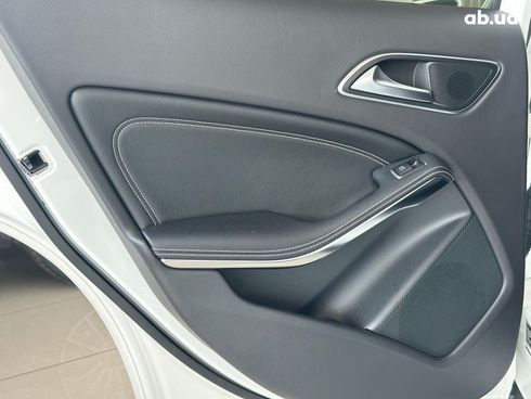 Mercedes-Benz GLA-Класс 2019 белый - фото 14