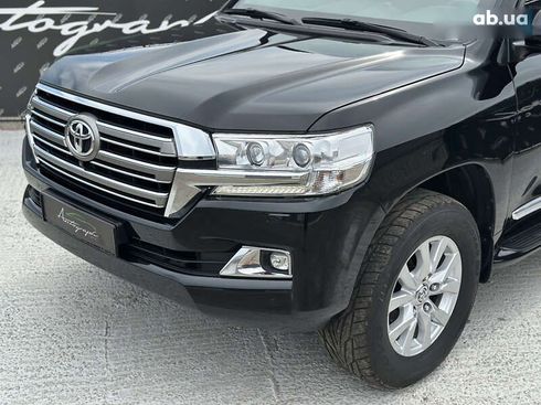 Toyota Land Cruiser 2017 - фото 5