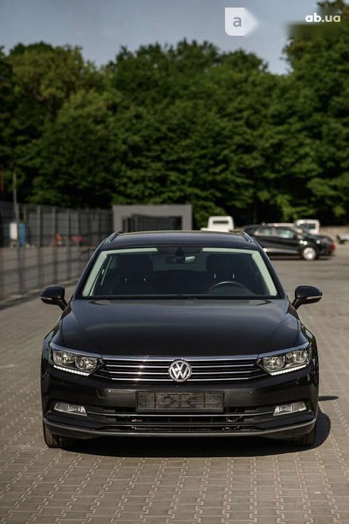 Volkswagen Passat 2017 - фото 5