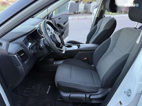 Nissan Rogue 2021 - фото 16