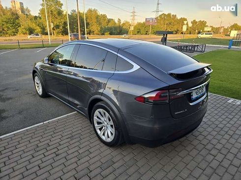 Tesla Model X 2018 - фото 15