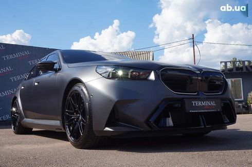 BMW M5 2025 - фото 10