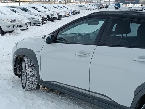 Hyundai Kona 2018 белый - фото 7