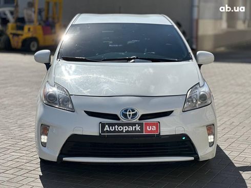 Toyota Prius 2012 белый - фото 2