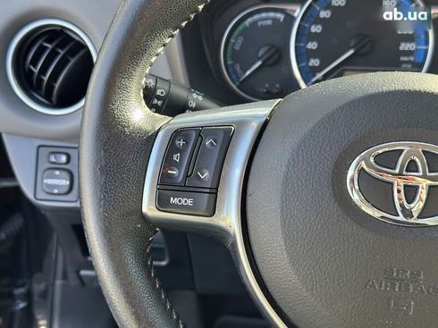 Toyota Yaris 2015 - фото 20