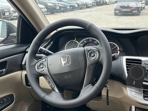 Honda Accord 2013 красный - фото 13
