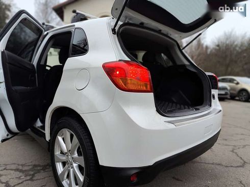 Mitsubishi Outlander 2015 - фото 11