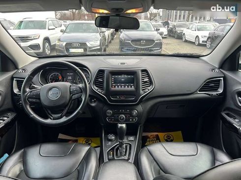 Jeep Cherokee 2019 - фото 10