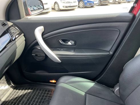 Renault Megane 2012 красный - фото 26