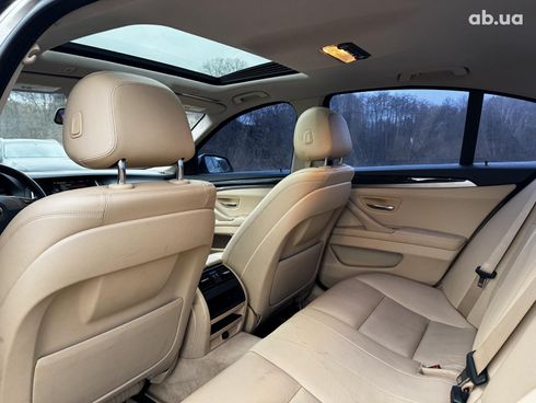 BMW 5 серия 2013 серый - фото 90
