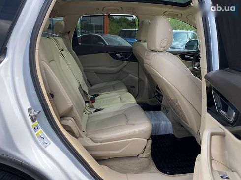 Audi Q7 2017 - фото 29