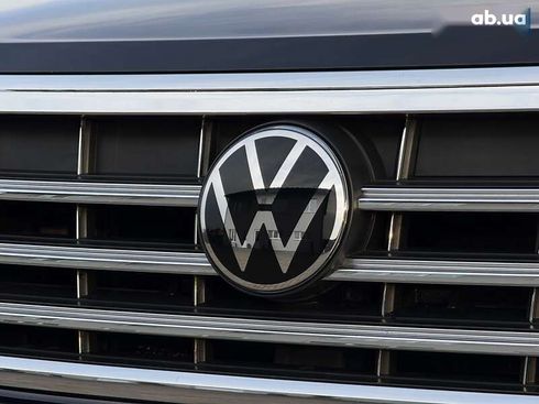 Volkswagen Touareg 2022 - фото 17