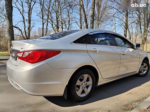 Hyundai Sonata 2012 - фото 21