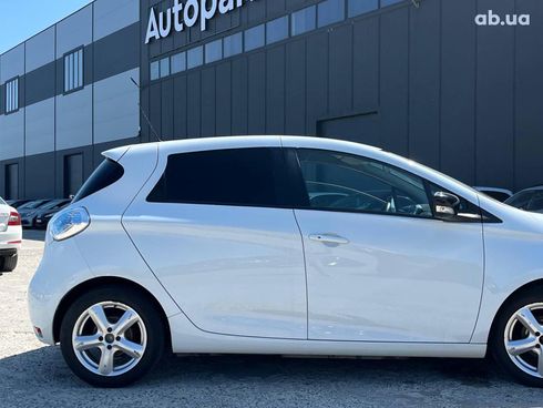 Renault Zoe 2017 белый - фото 10