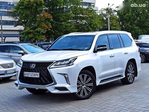 Lexus LX 2019 - фото 9