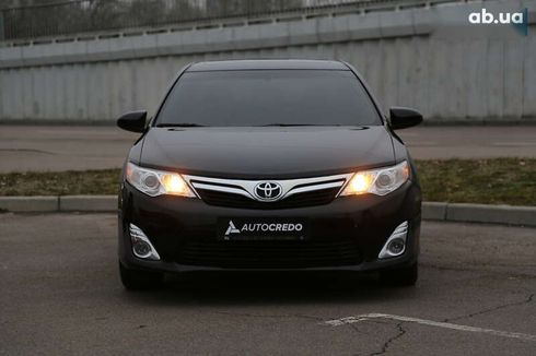 Toyota Camry 2014 - фото 2