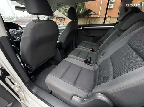 Volkswagen Touran 2011 - фото 3