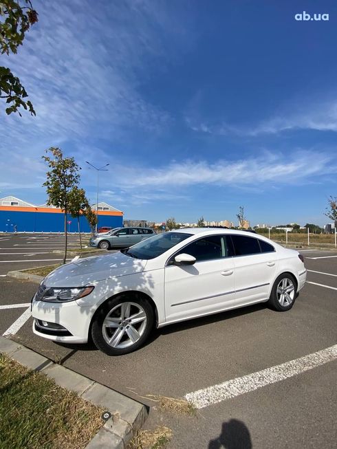 Volkswagen Passat CC 2012 белый - фото 11