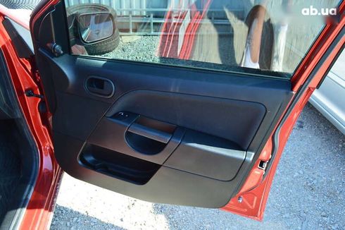 Ford Fiesta 2008 - фото 17