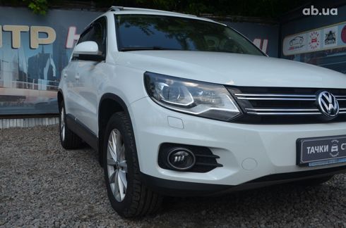 Volkswagen Tiguan 2015 белый - фото 6