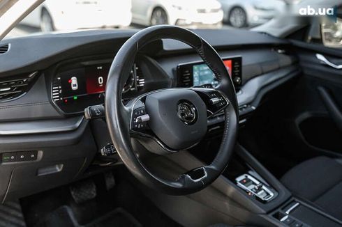 Skoda Octavia 2021 - фото 28