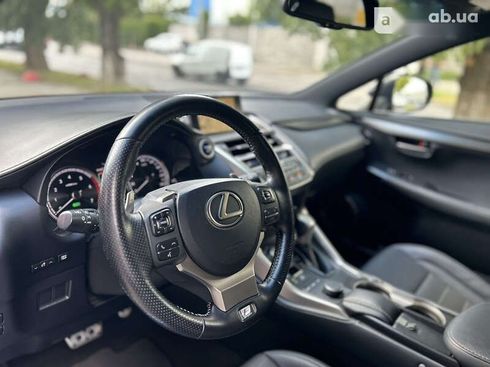 Lexus NX 2017 - фото 24