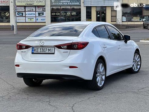 Mazda 3 2017 - фото 13