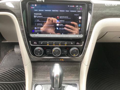 Volkswagen Passat 2018 белый - фото 37