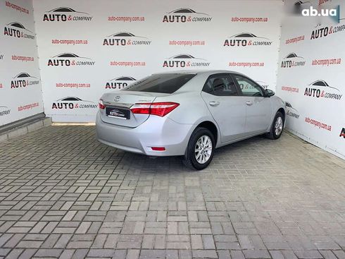 Toyota Corolla 2015 - фото 3