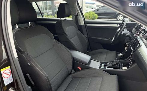 Skoda Superb 2019 - фото 23