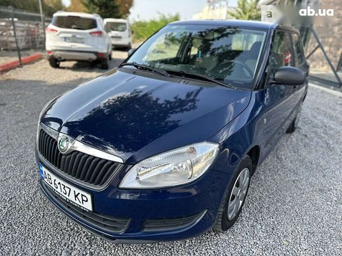 Skoda Fabia 2011 - фото 6