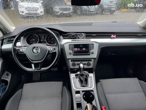 Volkswagen passat b8 2017 белый - фото 24