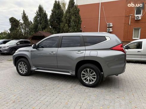 Mitsubishi Pajero Sport 2016 - фото 19