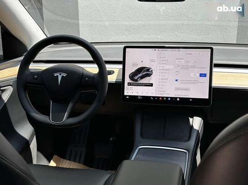 Tesla Model Y 2024 - фото 18