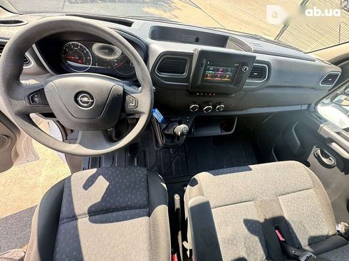 Opel Movano 2020 - фото 24