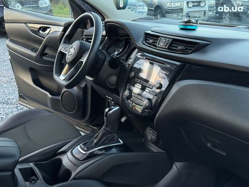 Nissan Rogue 2017 черный - фото 24